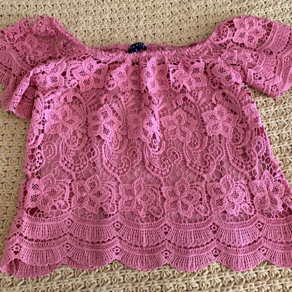 Off Shoulder Lace Blouse - Picture 1 of 1